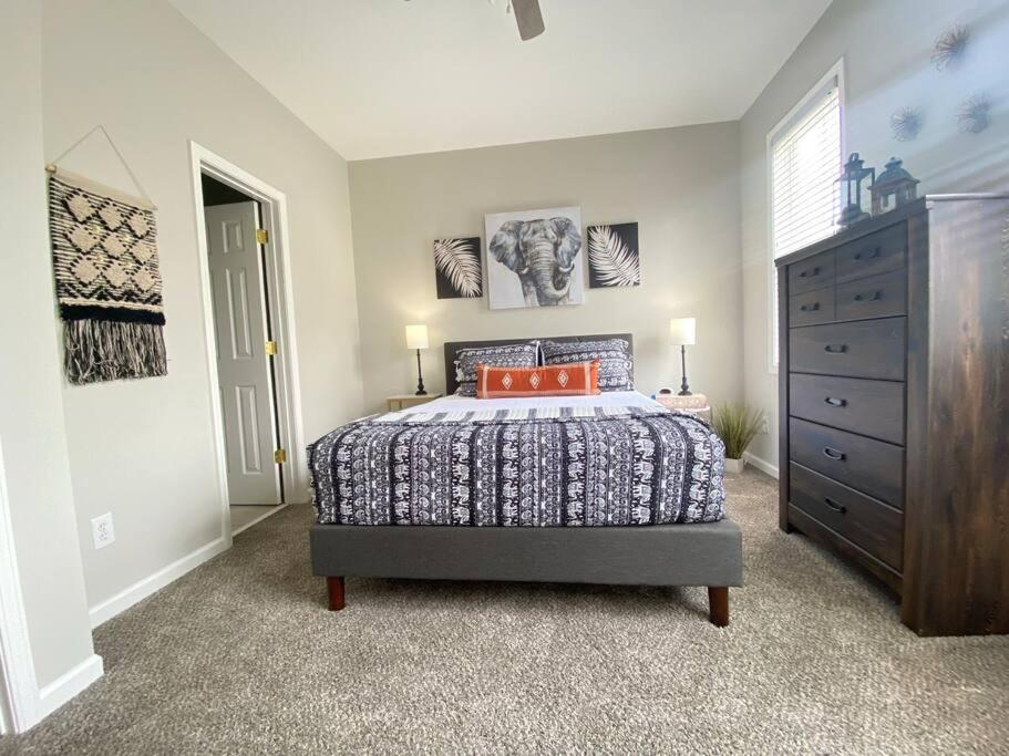 Cozy Corner - Family Vacation Holiday home *